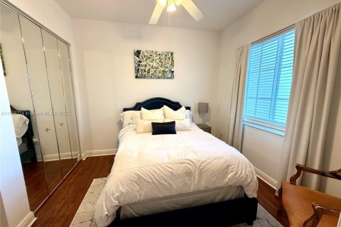 Condominio en venta en Fort Lauderdale, Florida, 3 dormitorios, 180.14 m2 № 1706211 - foto 18