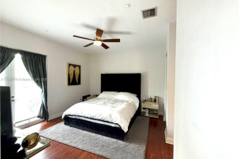 Condominio en venta en Fort Lauderdale, Florida, 3 dormitorios, 180.14 m2 № 1706211 - foto 19