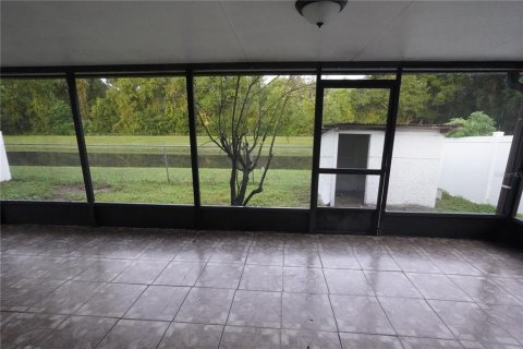 Villa ou maison à vendre à Orlando, Floride: 3 chambres, 107.4 m2 № 2406543 - photo 15