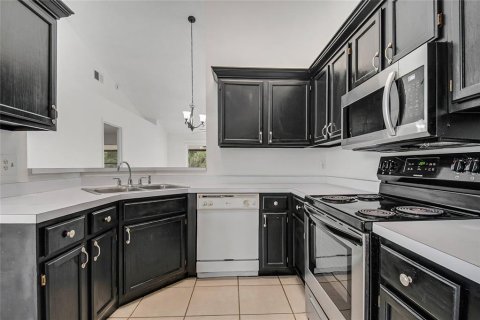Villa ou maison à vendre à Orlando, Floride: 3 chambres, 107.4 m2 № 2406543 - photo 17