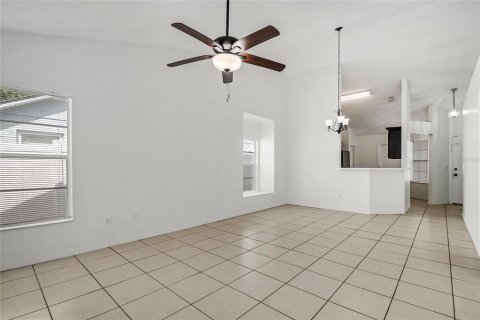 Villa ou maison à vendre à Orlando, Floride: 3 chambres, 107.4 m2 № 2406543 - photo 22
