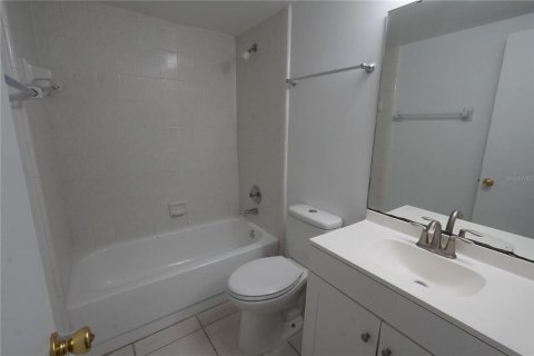 Villa ou maison à vendre à Orlando, Floride: 3 chambres, 107.4 m2 № 2406543 - photo 13