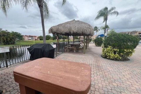 Condo in Sunrise, Florida, 1 bedroom  № 2170764 - photo 18