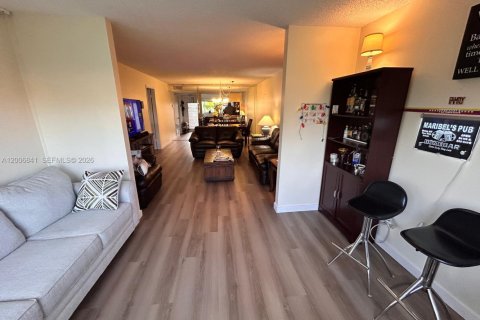 Condo in Sunrise, Florida, 1 bedroom  № 2170764