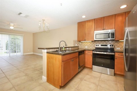 Touwnhouse à vendre à Winter Springs, Floride: 3 chambres, 136.38 m2 № 2234682 - photo 7