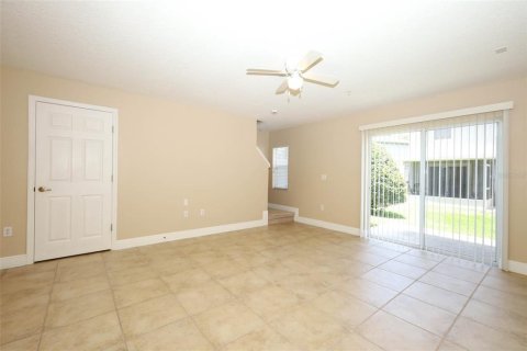 Touwnhouse à vendre à Winter Springs, Floride: 3 chambres, 136.38 m2 № 2234682 - photo 13