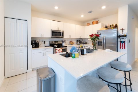 Adosado en venta en Homestead, Florida, 3 dormitorios, 169.73 m2 № 1951956 - foto 11
