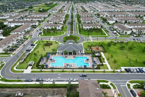 Adosado en venta en Homestead, Florida, 3 dormitorios, 169.73 m2 № 1951956 - foto 8