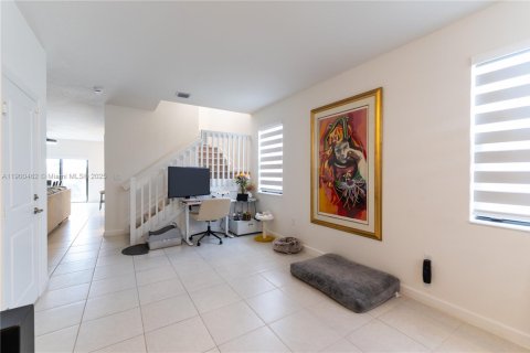 Adosado en venta en Homestead, Florida, 3 dormitorios, 169.73 m2 № 1951956 - foto 9