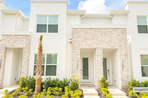 Touwnhouse à Clermont, Floride 3 chambres, 172.24 m2 № 2358428