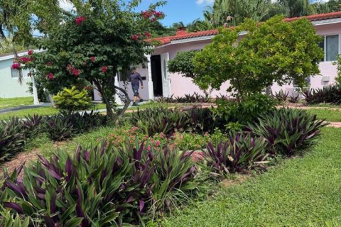 Villa ou maison à louer à Pompano Beach, Floride: 3 chambres, 168.15 m2 № 2398081 - photo 2