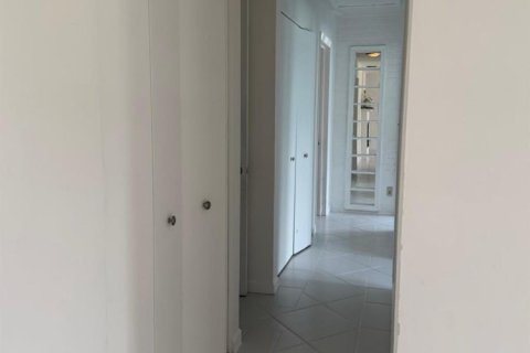 Villa ou maison à louer à Pompano Beach, Floride: 3 chambres, 168.15 m2 № 2398081 - photo 9