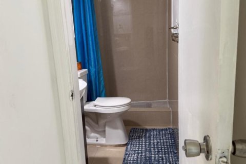 Villa ou maison à louer à Pompano Beach, Floride: 3 chambres, 168.15 m2 № 2398081 - photo 24