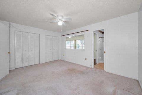 Condo in Saint Petersburg, Florida, 2 bedrooms  № 2151556 - photo 20
