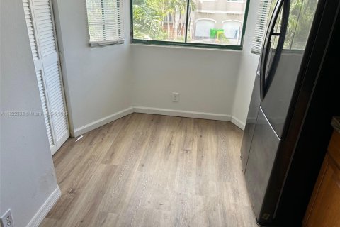 Townhouse in Sunrise, Florida 4 bedrooms, 168.34 sq.m. № 1785825 - photo 6