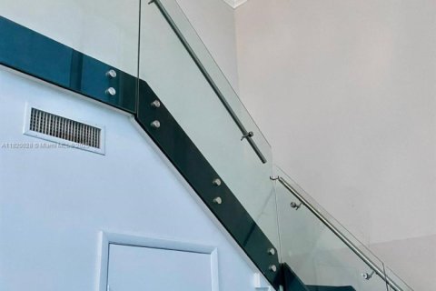 Copropriété à vendre à Miami, Floride: 1 chambre № 1796422 - photo 15