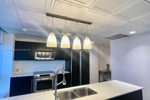 Copropriété à vendre à Miami, Floride: 1 chambre № 1796422 - photo 10