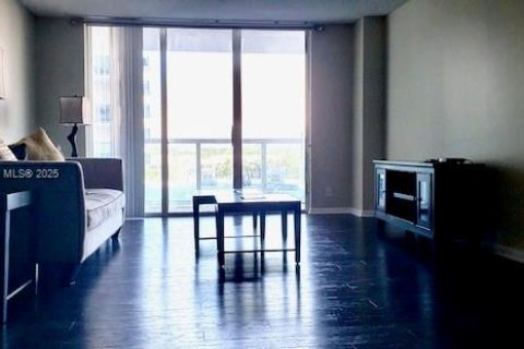 Купить кондоминиум в Холливуд, Флорида 2 спальни, 111.67м2, № 1957949 - фото 23