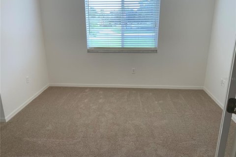 House in Land O' Lakes, Florida 6 bedrooms, 273.32 sq.m. № 1810750 - photo 12
