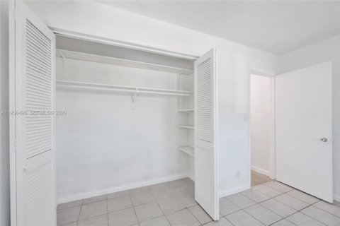 Casa en venta en Hollywood, Florida, 3 dormitorios, 140.93 m2 № 2031762 - foto 29