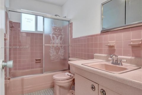 Casa en venta en Hollywood, Florida, 3 dormitorios, 140.93 m2 № 2031762 - foto 30