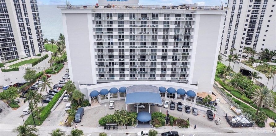 Condominio en Sunny Isles Beach, Florida, 1 dormitorio  № 1770321
