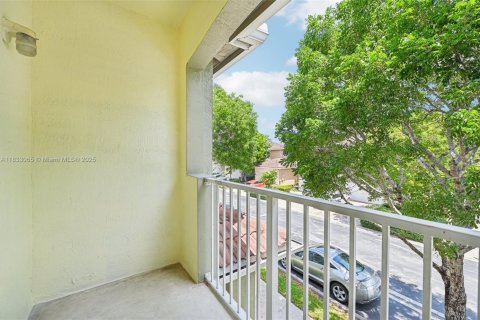 Townhouse in Homestead, Florida 3 bedrooms, 176.98 sq.m. № 1816477 - photo 21