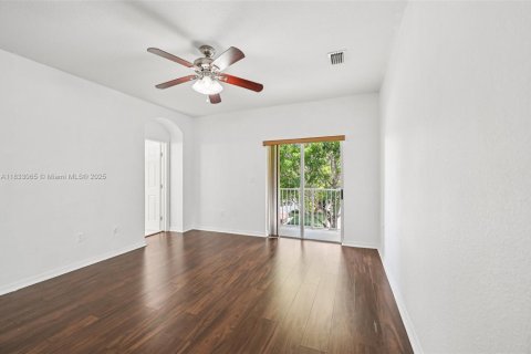 Townhouse in Homestead, Florida 3 bedrooms, 176.98 sq.m. № 1816477 - photo 19