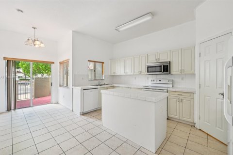 Townhouse in Homestead, Florida 3 bedrooms, 176.98 sq.m. № 1816477 - photo 6