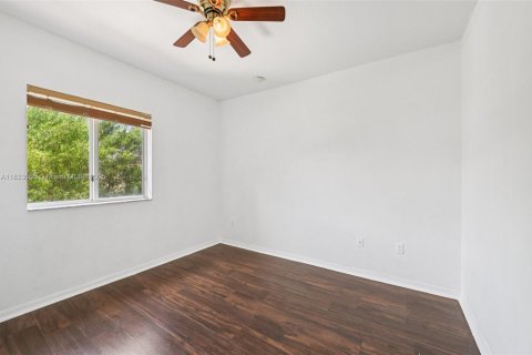Townhouse in Homestead, Florida 3 bedrooms, 176.98 sq.m. № 1816477 - photo 29