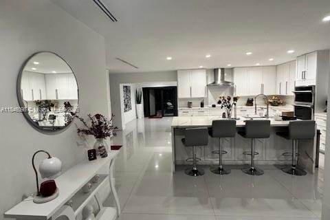 House in Hialeah, Florida 3 bedrooms, 276.66 sq.m. № 1940739 - photo 1