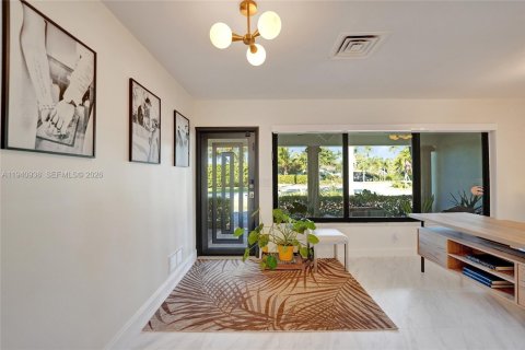 Купить виллу или дом в Холливуд, Флорида 3 спальни, 167.6м2, № 2006425 - фото 4