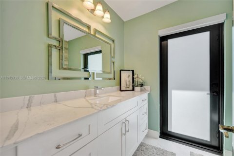 Купить виллу или дом в Холливуд, Флорида 3 спальни, 167.6м2, № 2006425 - фото 29