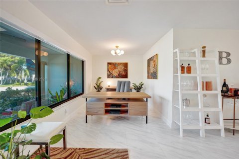 Купить виллу или дом в Холливуд, Флорида 3 спальни, 167.6м2, № 2006425 - фото 5