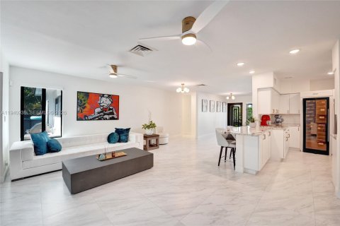 Купить виллу или дом в Холливуд, Флорида 3 спальни, 167.6м2, № 2006425 - фото 12
