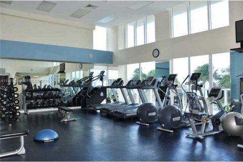 Copropriété à louer à Sunny Isles Beach, Floride: 2 chambres, 132.2 m2 № 1984284 - photo 15