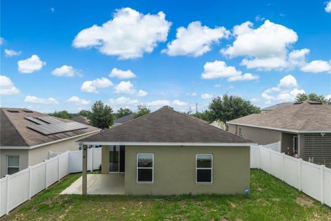 Casa en venta en Haines City, Florida, 3 dormitorios, 121.79 m2 № 2220170 - foto 3