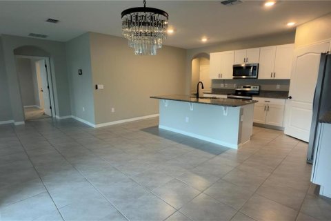 Villa ou maison à louer à Kissimmee, Floride: 4 chambres, 171.5 m2 № 2425800 - photo 8