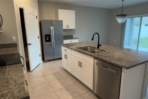 Villa ou maison à louer à Kissimmee, Floride: 4 chambres, 171.5 m2 № 2425800 - photo 9
