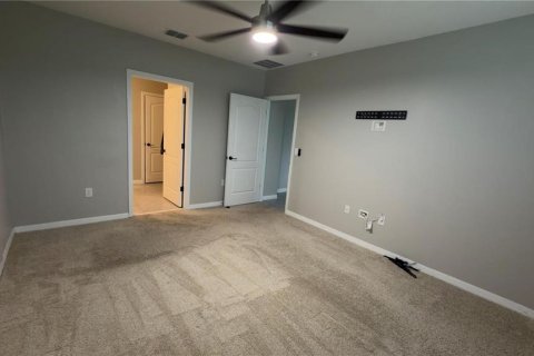 Villa ou maison à louer à Kissimmee, Floride: 4 chambres, 171.5 m2 № 2425800 - photo 17