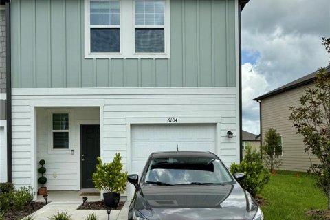 Adosado en alquiler en Zephyrhills, Florida, 3 dormitorios, 127.09 m2 № 1901365 - foto 1