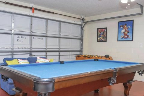 Casa en venta en Kissimmee, Florida, 4 dormitorios, 534.19 m2 № 2018171 - foto 30