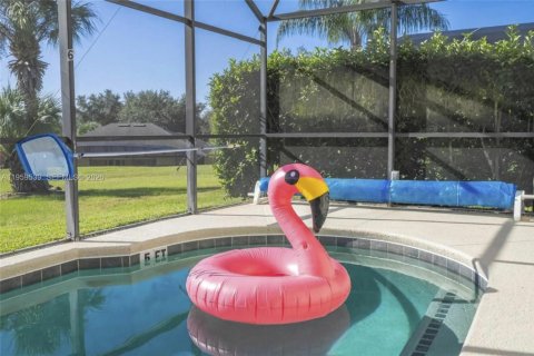 Casa en venta en Kissimmee, Florida, 4 dormitorios, 534.19 m2 № 2018171 - foto 5