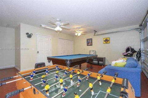 Casa en venta en Kissimmee, Florida, 4 dormitorios, 534.19 m2 № 2018171 - foto 29