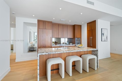 Copropriété à louer à Miami, Floride: 3 chambres, 180.79 m2 № 2405806 - photo 11