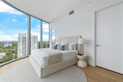 Copropriété à louer à Miami, Floride: 3 chambres, 180.79 m2 № 2405806 - photo 16