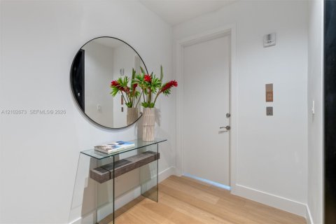 Copropriété à louer à Miami, Floride: 3 chambres, 180.79 m2 № 2405806 - photo 5