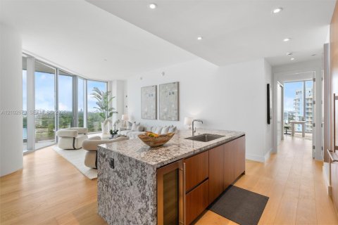Copropriété à louer à Miami, Floride: 3 chambres, 180.79 m2 № 2405806 - photo 10