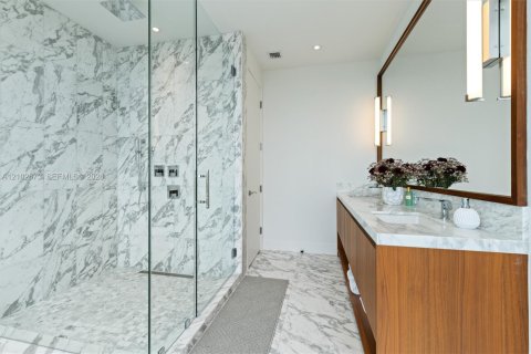 Copropriété à louer à Miami, Floride: 3 chambres, 180.79 m2 № 2405806 - photo 18