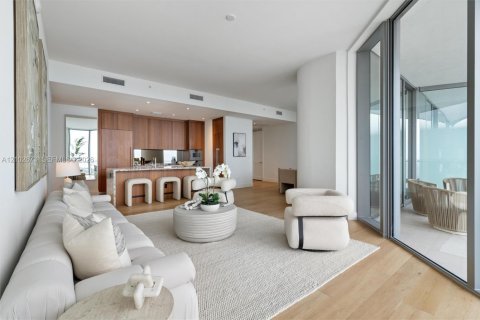 Copropriété à louer à Miami, Floride: 3 chambres, 180.79 m2 № 2405806 - photo 7